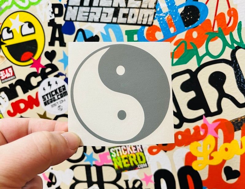 Ying Yang Decal - STICKERNERD.COM