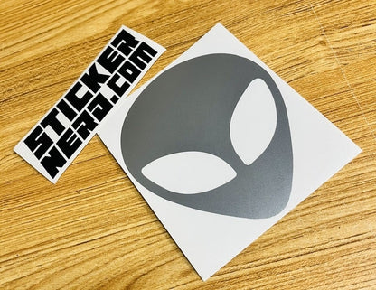 Alien Head Decal - STICKERNERD.COM - Sticker Nerd