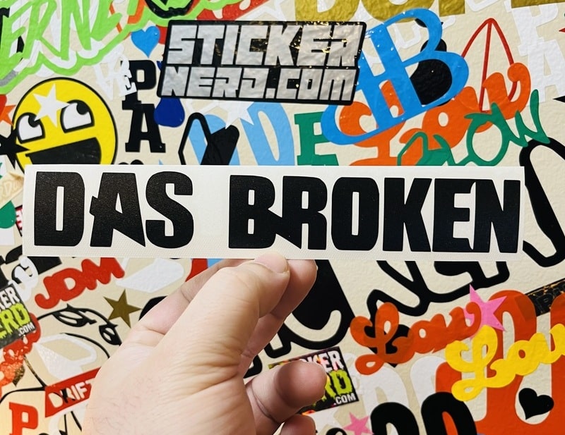 Das Broken Decal - STICKERNERD.COM