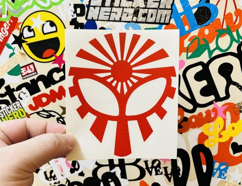 Japan Flag Alien Decal - STICKERNERD.COM