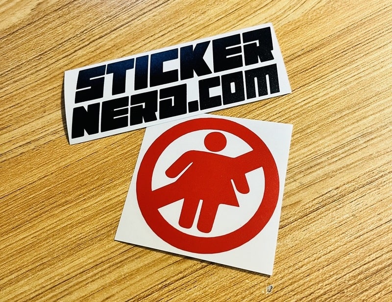 No Fat Chicks Decal - STICKERNERD.COM