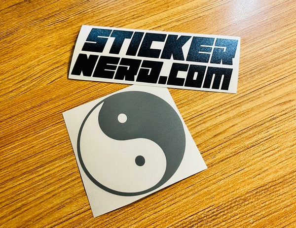 Ying Yang Sticker - STICKERNERD.COM